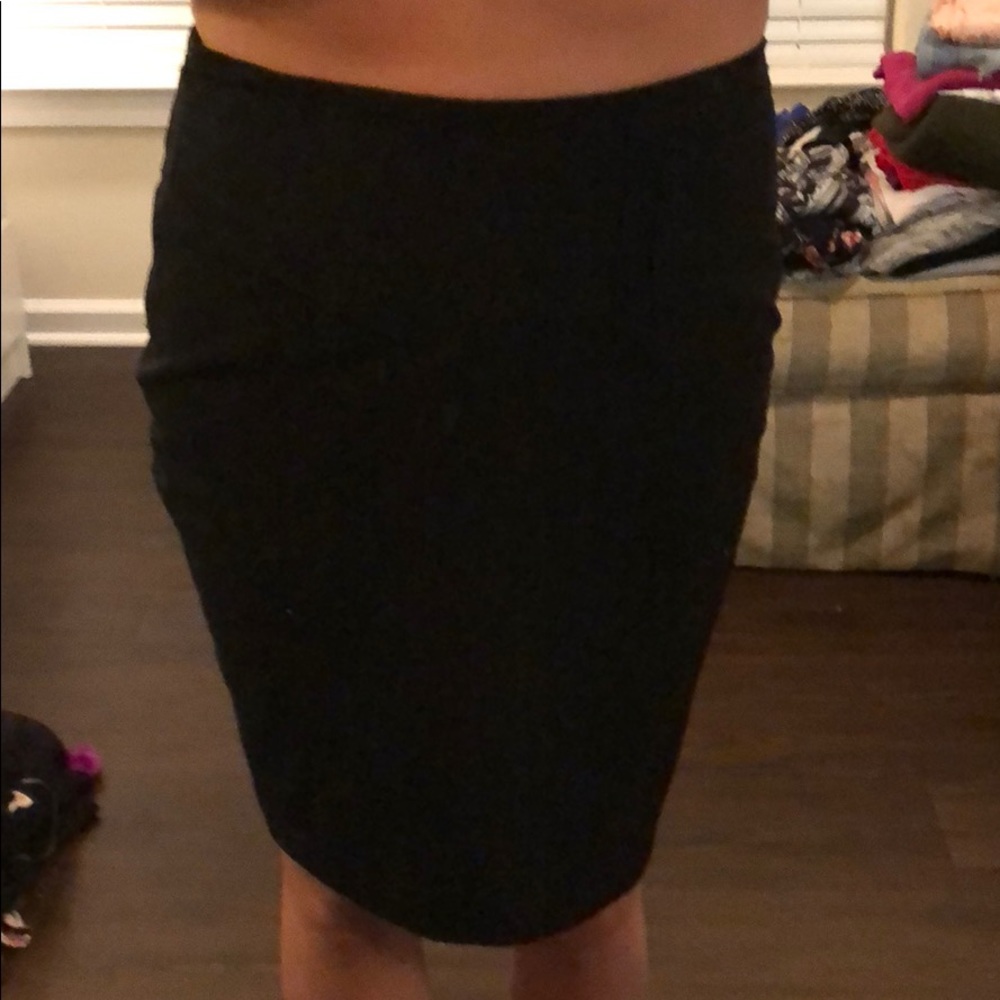 Black Express Knee-Length Pencil Skirt